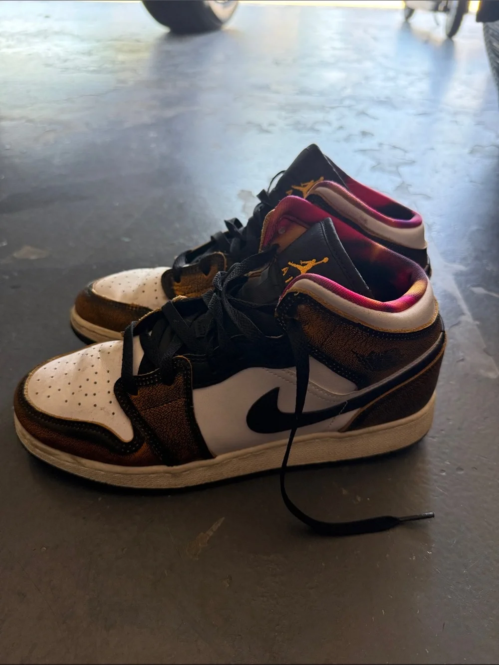 Jordan Kids Sneakers White Black Gold